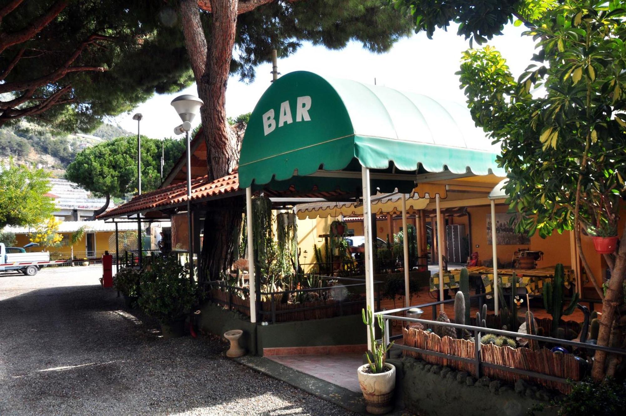 Camping Roma Ventimiglia Buitenkant foto