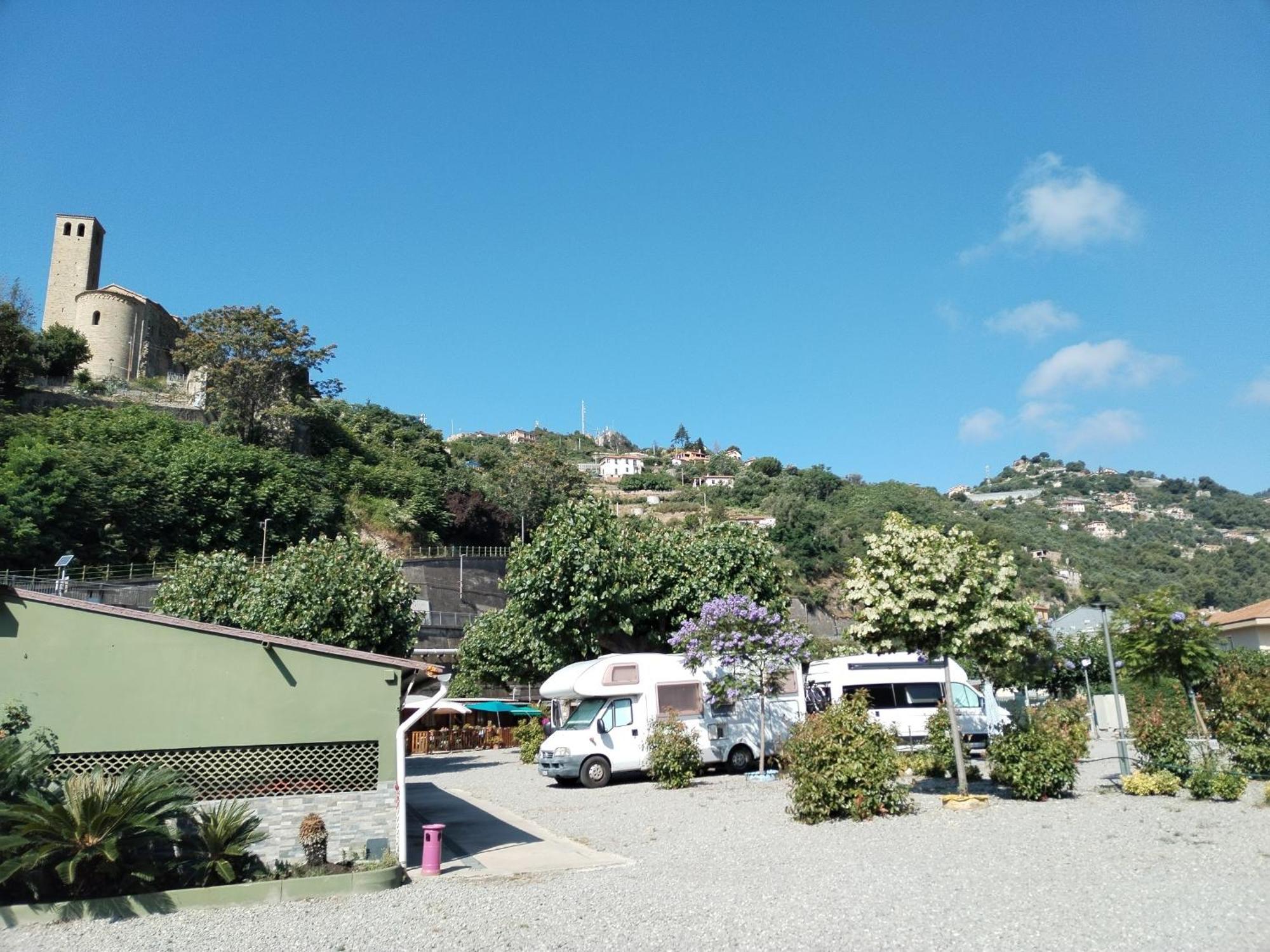 Camping Roma Ventimiglia Buitenkant foto